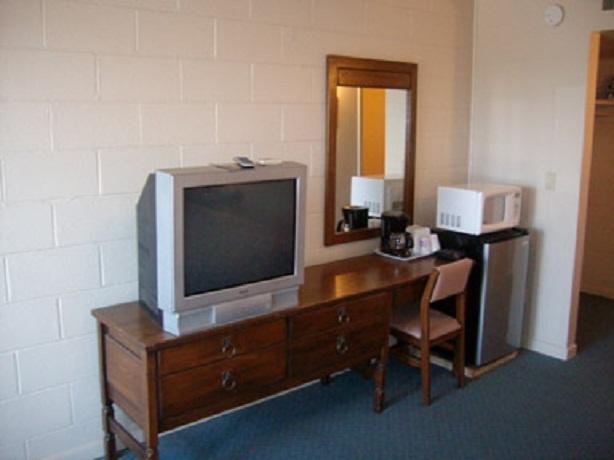 Knights Inn & Suites - Canyon Room photo