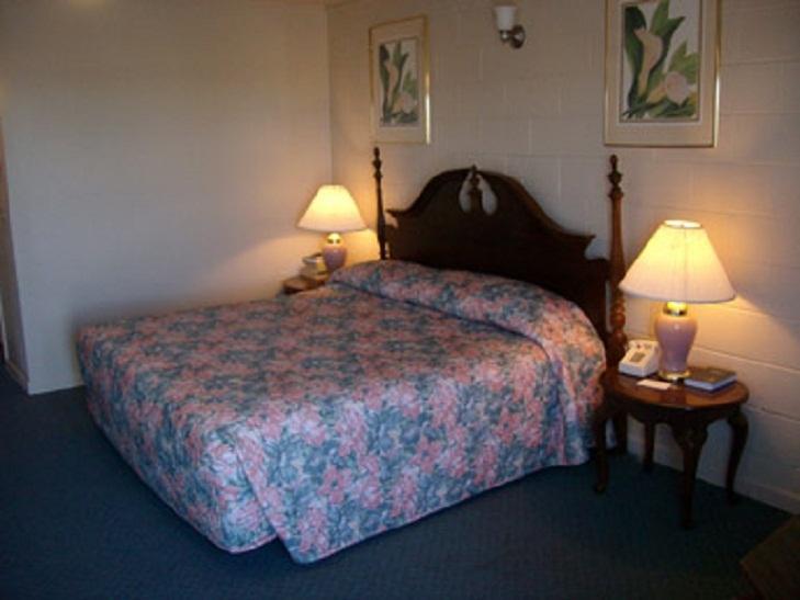 Knights Inn & Suites - Canyon Room photo
