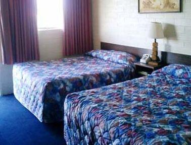 Knights Inn & Suites - Canyon Room photo